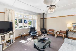 Charming Character Bungalow in Khandallah - 5