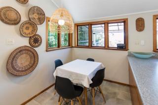 Charming Character Bungalow in Khandallah - 4