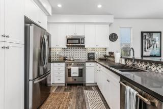 Sea Glass Villa - Oceanside - 2