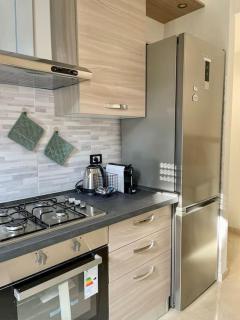 Guest House (15 min metro dal Duomo) - Milano - 9