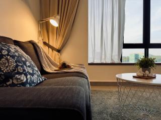 Cozy Kanvas Soho Suites - 5