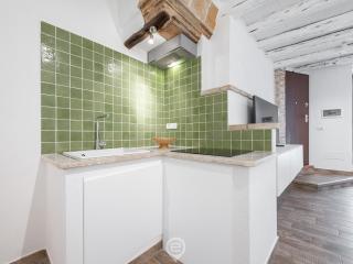 Cosmopolitan Retreat - 1