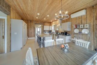 Scenic Loon Lake Adventure Retreat with Dock! - Loon Lake - 1