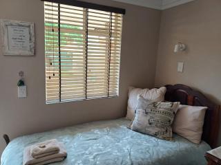 Tuiskoms & Toeka Guesthouse - Potchefstroom - 9