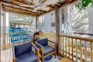 Oak Terrace - East End - 9