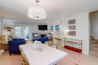 Oak Terrace - East End - 2
