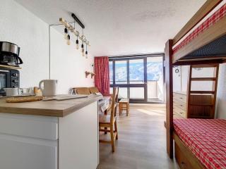 Studio Lumineux 4 Pers, Accès Pistes, Balcon SO, Près Commerces et Remontées, Non Fumeur, Animaux Refusés - FR-1-344-990 - Les Menuires - 2