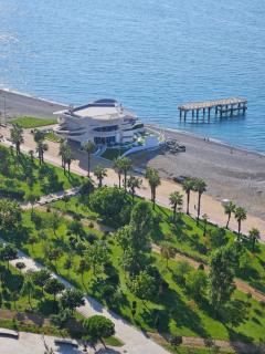 iRent Batumi Orbi Beach Tower - Batoemi - 5