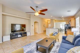 Sunny Surprise Home Heated Outdoor Pool, Hot Tub! - Surprise - 8