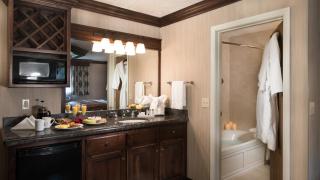 Best Western Plus Flathead Lake Inn and Suites - Kalispell - 4