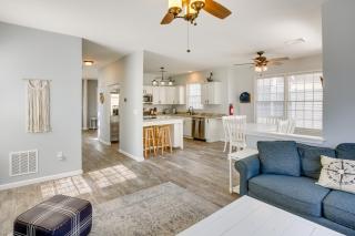 Sunny Atlantic City Home Walk to Beach! - 6