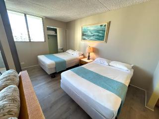 Royal Kuhio 1606 - Spacious Studio with Diamond Head City Views in the Heart of Waikiki! - Honolulu - 1
