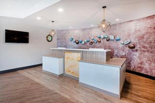 Best Western Summit Inn - Niagara Falls - 7