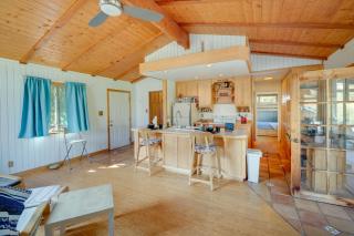 Scenic Kernville Getaway with Deck and Mountain Views! - Kernville - 5