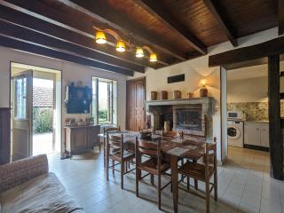 Gîte familial près de Nohant avec jardin, cheminée, garage et WIFI gratuit - FR-1-591-94 - 6