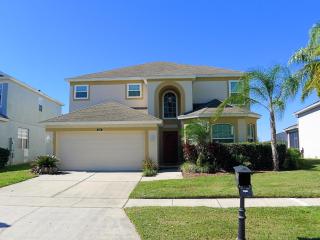 Overlooking The Golf Course, Spacious Interior! - Davenport - 9