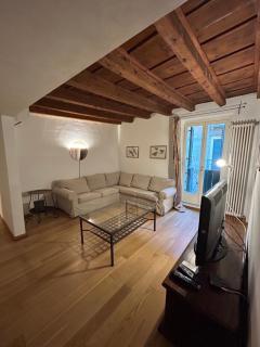 Casa dei Mercanti - Verona - 9