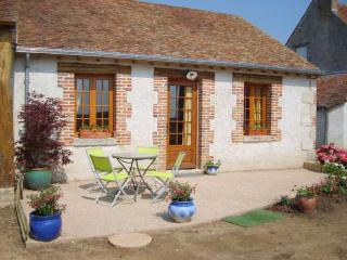 Roulotte confortable avec balcon en bois, climatisation et prêt de vélos, près du Château de Sully - FR-1-590-287 - Bonnée - 8
