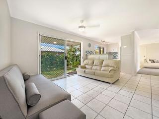 Unit 1 18 Lorraine Avenue - Marcoola - 6