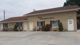 Bybee's Steppingstone Motel - Tropic - 6
