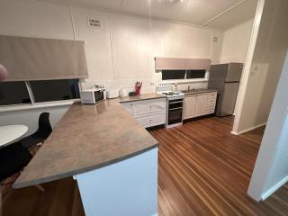 Private 1 Bedroom Apartment with Fenced Yard - Grafton - 5
