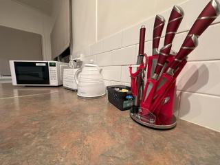 Private 1 Bedroom Apartment with Fenced Yard - Grafton - 2