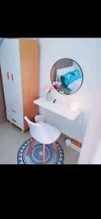 Shore 2 Residences 1BR Deluxe Room in MOA Complex - Manila - 6