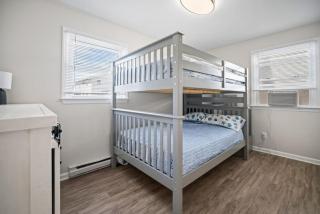 Full House 2 Blocks from Beach - Brigantine - 3
