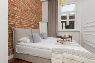 Apartment Strzelecka Old Town Cracow by Renters Prestige - 8