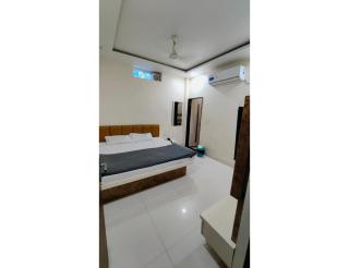 Hotel Dhairya Palace, Barwaha, MP - Barwāh - 4
