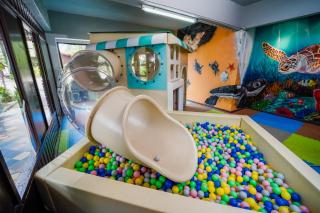 Holiday Villa Beach Resort Cherating - 3