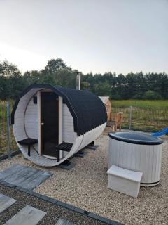 DOMKI POD DĘBAMI , Radawa - 1