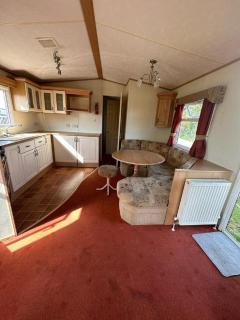 Wonderful 8 Berth Caravan At Seawick Holiday Park In Clacton-On-Sea Ref 27077R - Clacton-on-Sea - 5