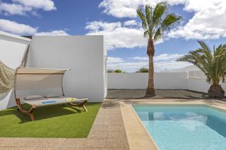 Villa Dream Room Playa Blanca by EscapeHome - Playa Blanca - 0