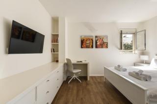 Chic 2BR Apt w Large Windows in Tel Aviv Old North and Shelter Sea N' Rent - Tel Aviv - 7