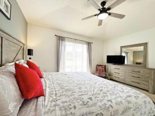 Langham Villa home - Davenport - 4