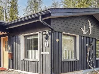 Holiday Home Mustalampi 3 lintukoto by Interhome - Niskala - 0