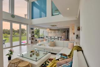 ELIVAAS 4 BHK with Pvt Pool & Sunrise or Sunset view - Risaia - Nerul - 8
