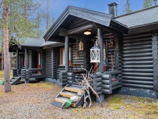 Holiday Home Tunturivuokko 2 by Interhome - Ylläsjärvi - 0
