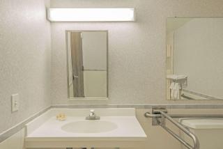 Days Inn by Wyndham Berlin Meriden - Berlin - 5