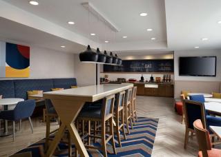 Hampton Inn Troy - Troy - 6