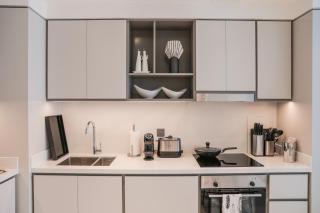 Daniels 2BR in Sunrise Bay with Full Sea & Marina View - Dubai - 2