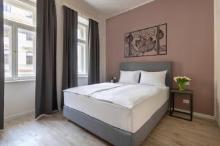 Kinsky Garden Apartments and Suites by Dwellfort - Prague - 9