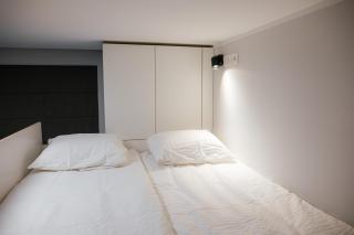 Quiet Loft studio apartment with AC Top location NEW - Rīga - 5