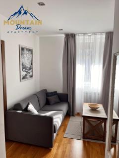 Fully Equiped, Quiet, for 5 persons, Next To Panoramic Gondola - 9