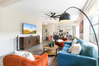 Lively 4BR Condo Steps to French Quarter - New Orleans - 6