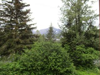 SEWARD APARTMENT - 8