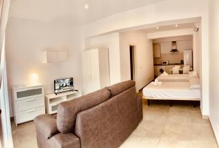 Apartamentos Pintor Losada - Córdoba - 9