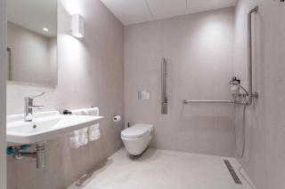 Uma Suites O'Donnell - Madrid - 6