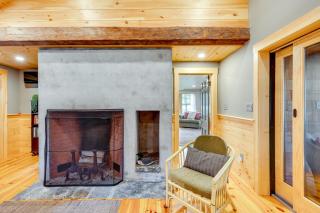 Lakefront Lovell Home with Dock Walk to Town Beach! - Lovell - 1